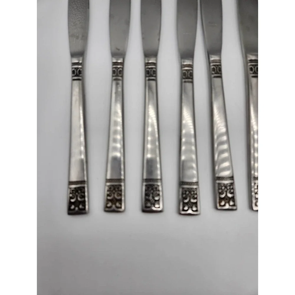 Custom Design CUD1 Lot of‎ 14 Butter Knives Stainless